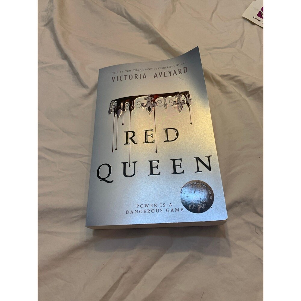 Red Queen – Victoria Aveyard (Paperback)